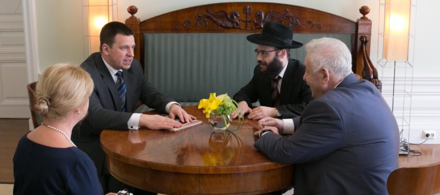 Estonian PM Jüri Ratas met with the Estonian Jewish Community’s chairman Boris Oks and the cheif rabbi Šmuel Efraim Kot
