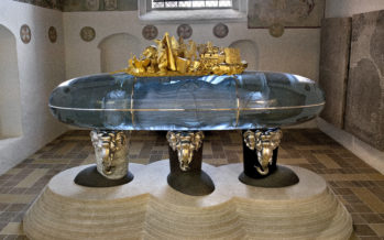 Denmark: HM The Queen’s sepulchral monument is now set up at Roskilde Cathedral