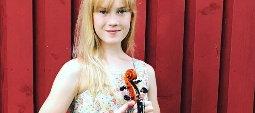 22 FAMOUS VIOLINISTS Offer Their Advice. The youngest – 12-year-old Scandinavian violinist Estella Elisheva: I would definitely love to test different violins in the future and hold the famous Stradivarius and other masterpieces